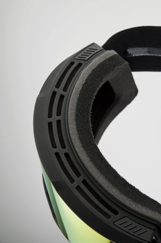 100% Snowcraft XL HiPER durable shell with hydrophobic coating